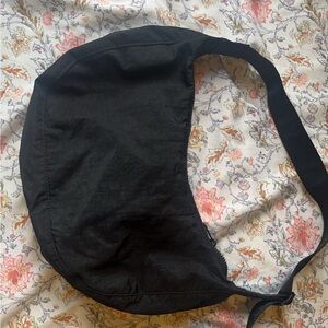 Baggu Medium Crescent -Black